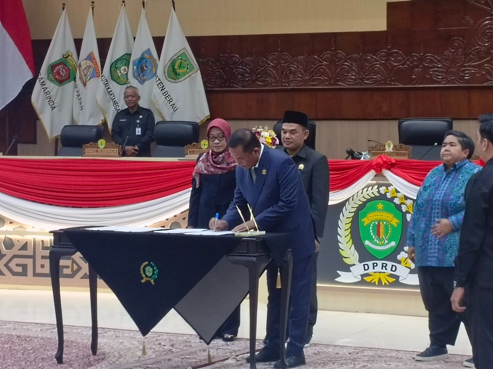 Kanwil BPN Provinsi Kaltim Hadiri Rapat Paripurna ke-18 DPRD Provinsi Kalimantan Timur PROKALTIM 1 WhatsApp Image 2026 07 14 at 13.52.01 Kanwil BPN Provinsi Kaltim Hadiri Rapat Paripurna ke-18 DPRD Provinsi Kalimantan Timur PROKALTIM