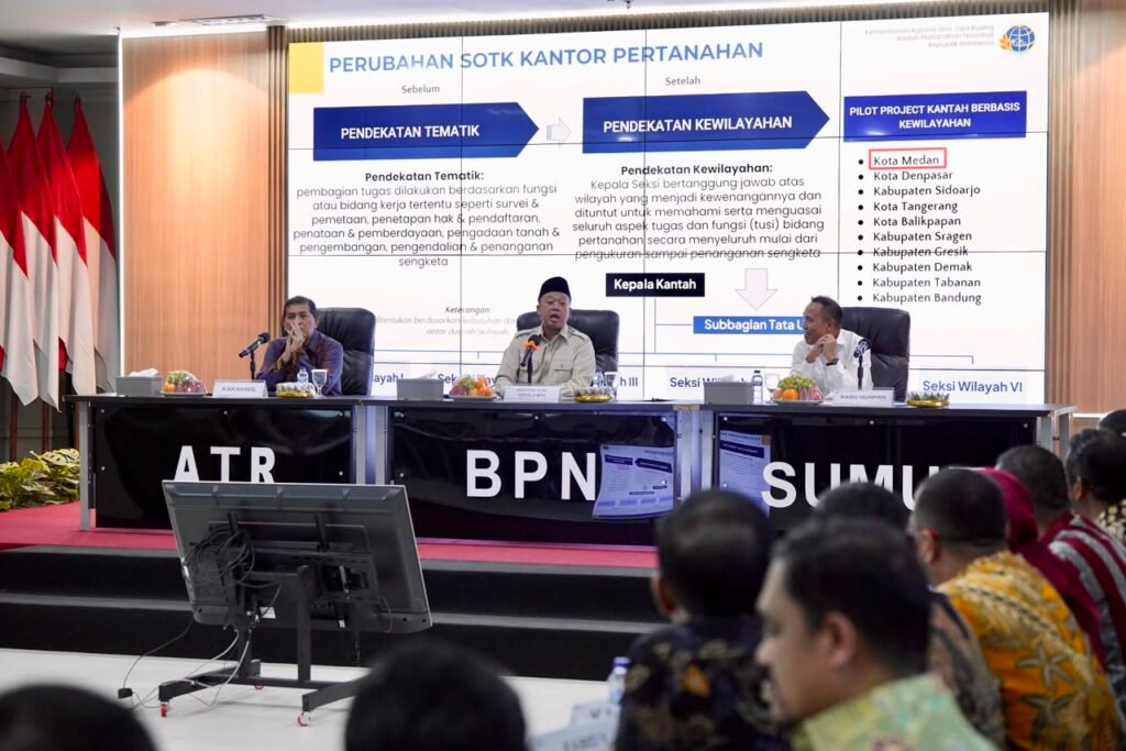 Pengarahan di Kanwil BPN Provinsi Sumatera Utara, Menteri Nusron Minta Jajaran Utamakan Kemudahan Layanan bagi Masyarakat PROKALTIM 1 WhatsApp Image 2026 07 23 at 10.24.34 Pengarahan di Kanwil BPN Provinsi Sumatera Utara, Menteri Nusron Minta Jajaran Utamakan Kemudahan Layanan bagi Masyarakat PROKALTIM