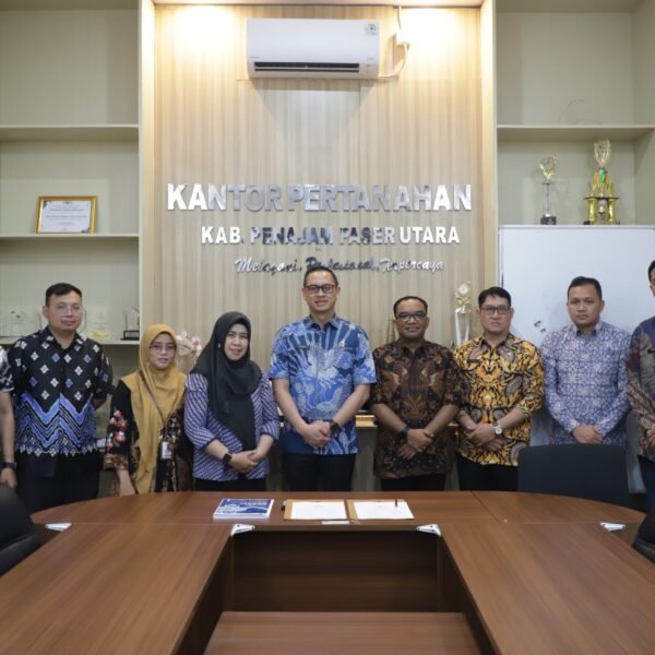 Kepala Kanwil BPN Provinsi Kalimantan Timur Hadiri Serah&hellip;