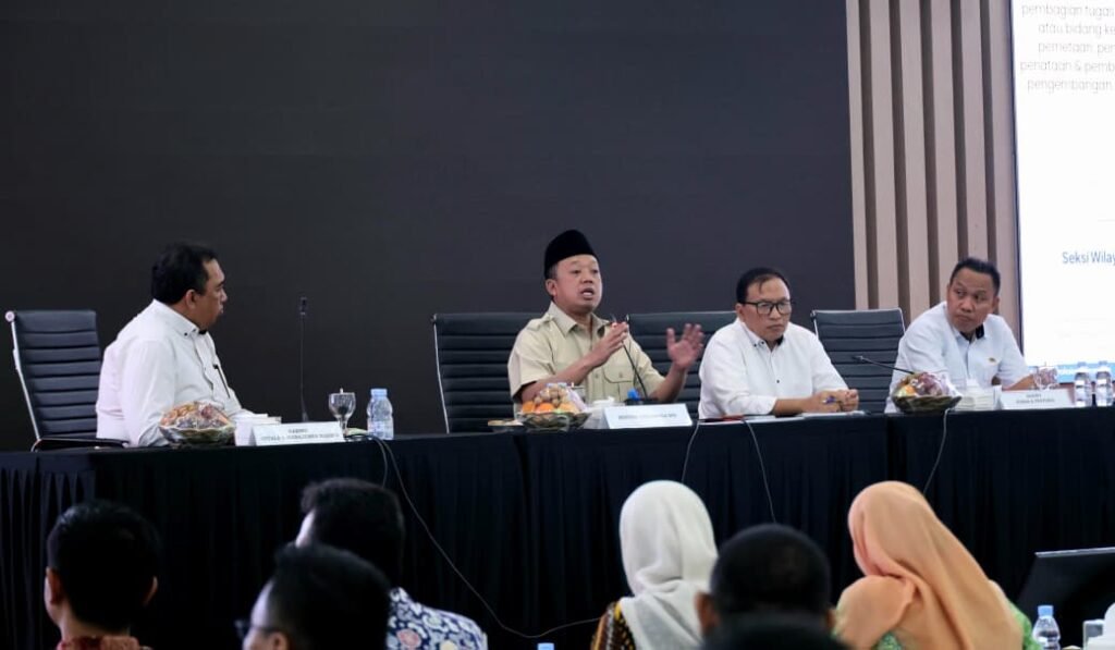 Transformasi Pelayanan, Menteri Nusron Siapkan Pola Karier Baru untuk Perkuat Profesionalisme Pegawai ATR/BPN PROKALTIM 1 WhatsApp Image 2026 07 30 at 14.27.32 Transformasi Pelayanan, Menteri Nusron Siapkan Pola Karier Baru untuk Perkuat Profesionalisme Pegawai ATR/BPN PROKALTIM