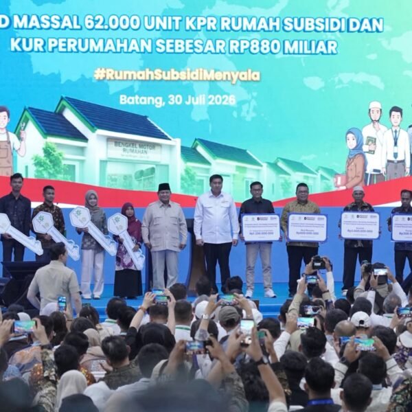 Hadiri Akad Massal 62.000 KPR Rumah Subsidi, Menteri&hellip;