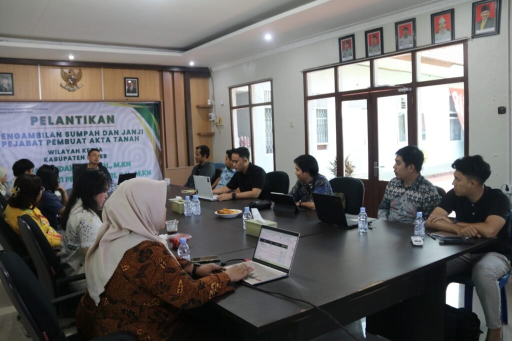 Kantor Pertanahan Kabupaten Paser Perkuat Pembangunan Zona Integritas melalui Sharing Session LKE PROKALTIM 1 WhatsApp Image 2026 08 14 at 15.25.23 1 Kantor Pertanahan Kabupaten Paser Perkuat Pembangunan Zona Integritas melalui Sharing Session LKE PROKALTIM