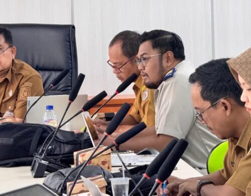 Kantor Pertanahan Kabupaten Paser Perkuat Koordinasi Penanganan Pengaduan Masyarakat Terkait HGU di Desa Petangis PROKALTIM 2 WhatsApp Image 2026 08 14 at 15.25.24 Kantor Pertanahan Kabupaten Paser Perkuat Koordinasi Penanganan Pengaduan Masyarakat Terkait HGU di Desa Petangis PROKALTIM