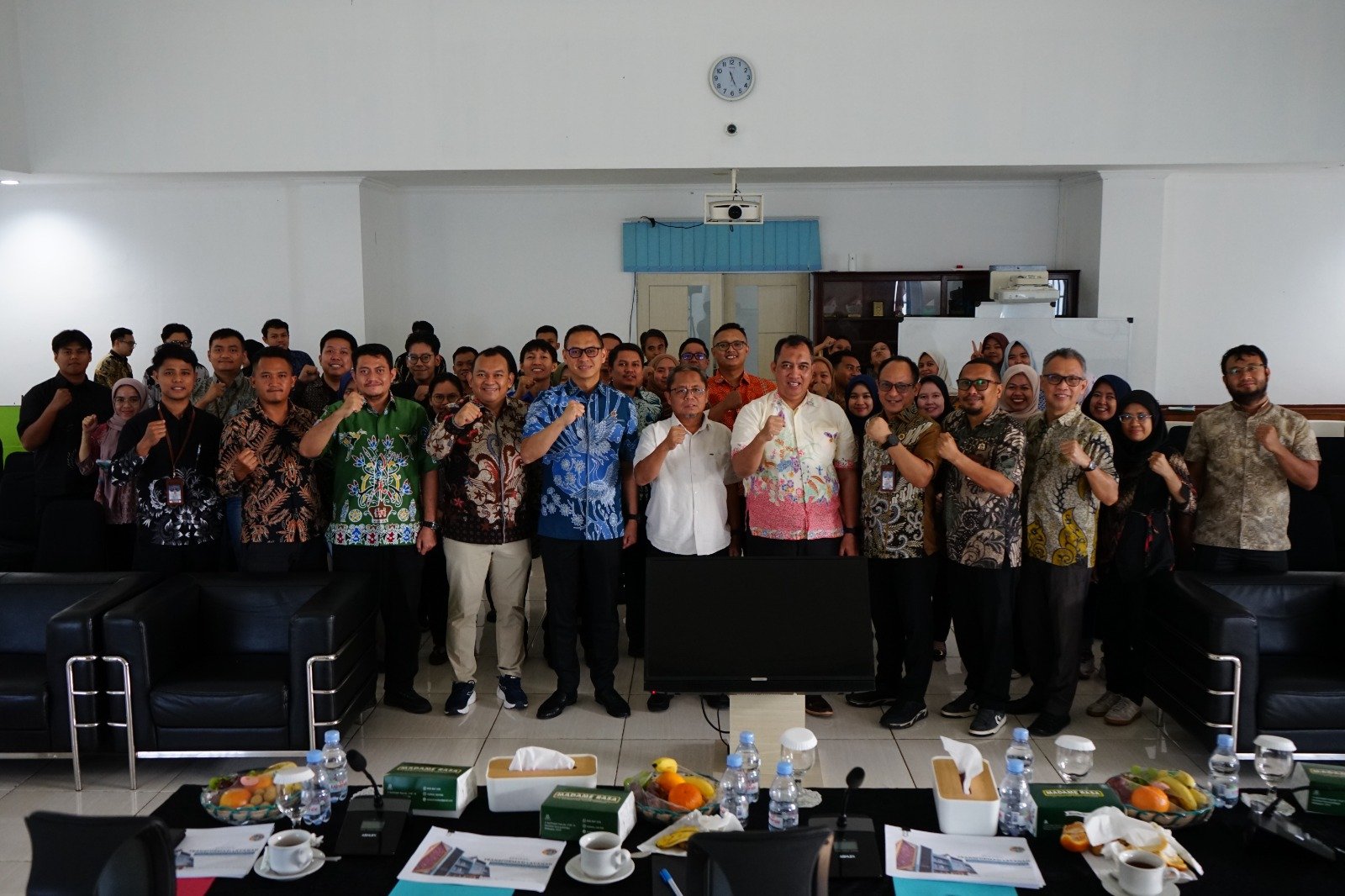 Perkuat Transformasi Layanan, Kanwil BPN Provinsi Kaltim Dorong Penguatan Kantah Balikpapan sebagai Center of Excellence PROKALTIM 1 WhatsApp Image 2026 08 28 at 00.28.37 Perkuat Transformasi Layanan, Kanwil BPN Provinsi Kaltim Dorong Penguatan Kantah Balikpapan sebagai Center of Excellence PROKALTIM
