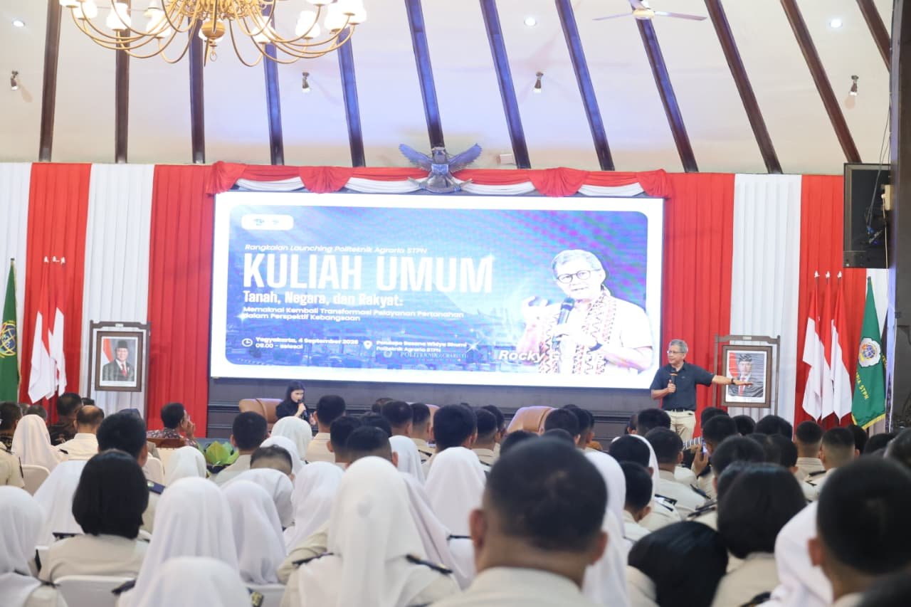 WhatsApp Image 2026 09 04 at 19.38.46 Isi Kuliah Umum di Politeknik Agraria STPN, Rocky Gerung Ingin Taruna/i Pahami Tiga Konsep Pemaknaan Pengelolaan Tanah PROKALTIM