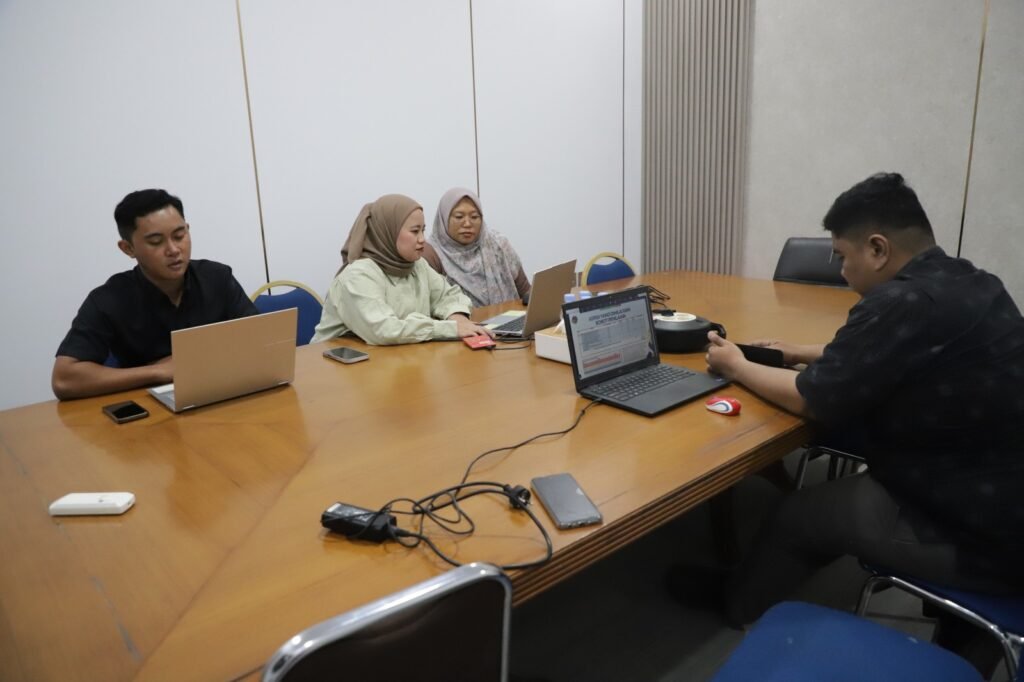 WhatsApp Image 2026 09 11 at 17.19.26 Dorong Penguatan Strategi Komunikasi dan Tertib Kearsipan Kantor Pertanahan, Kanwil BPN Provinsi Kaltim Gelar Sharing Session Strakom dan Penilaian Kearsipan PROKALTIM