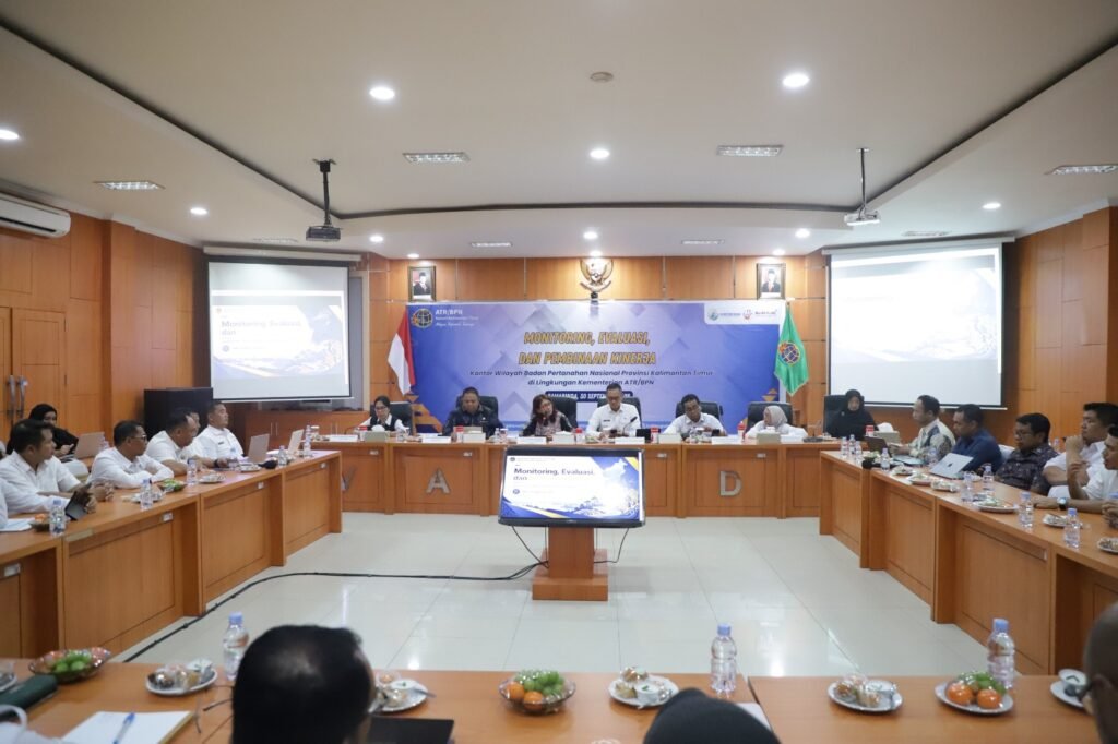 Tim I Kementerian ATR/BPN Laksanakan Monitoring, Evaluasi, dan Pembinaan Kinerja Wilayah di Kanwil BPN Provinsi Kaltim PROKALTIM 1 WhatsApp Image 2026 10 01 at 10.02.34 Tim I Kementerian ATR/BPN Laksanakan Monitoring, Evaluasi, dan Pembinaan Kinerja Wilayah di Kanwil BPN Provinsi Kaltim PROKALTIM