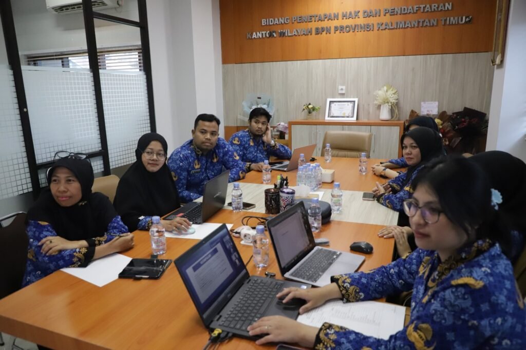 WhatsApp Image 2026 10 02 at 14.49.08 Kanwil BPN Provinsi Kaltim Hadiri Rapat Lanjutan Penyelesaian Permasalahan Lahan di Kabupaten Kutai Timur Secara Daring PROKALTIM