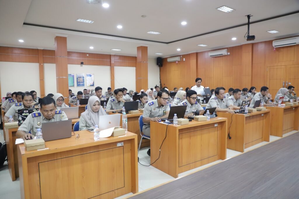 Kanwil BPN Provinsi Kaltim Fasilitasi Ujian Pemetaan Talenta dan Pengisian KRS Jabatan Pengawas Tahun 2026 PROKALTIM 1 WhatsApp Image 2026 10 07 at 17.34.06 Kanwil BPN Provinsi Kaltim Fasilitasi Ujian Pemetaan Talenta dan Pengisian KRS Jabatan Pengawas Tahun 2026 PROKALTIM
