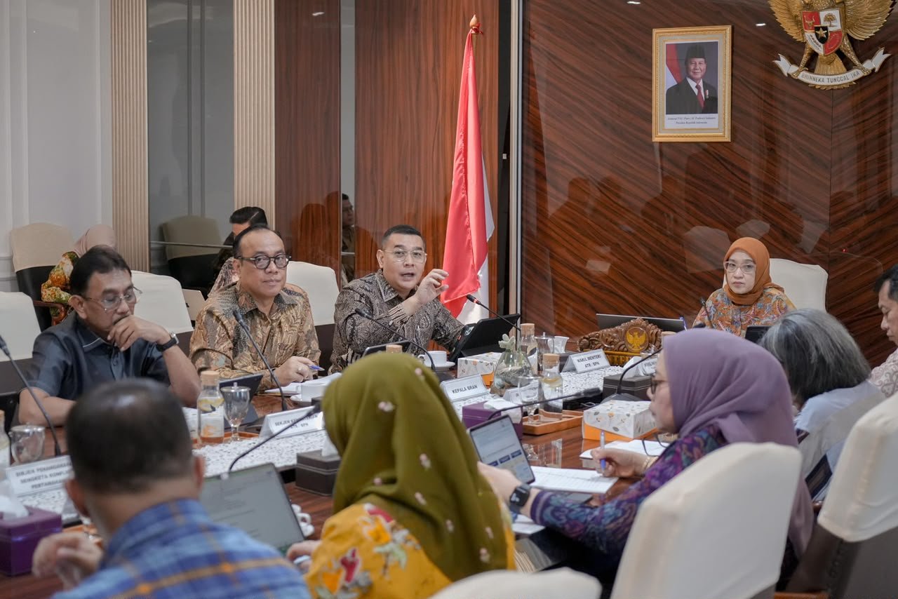 Pemerintah Bahas Kelembagaan BRAN, Perjelas Peran dan Pembagian Kewenangan dalam Reforma Agraria PROKALTIM 1 WhatsApp Image 2026 10 11 at 09.32.39 Pemerintah Bahas Kelembagaan BRAN, Perjelas Peran dan Pembagian Kewenangan dalam Reforma Agraria PROKALTIM