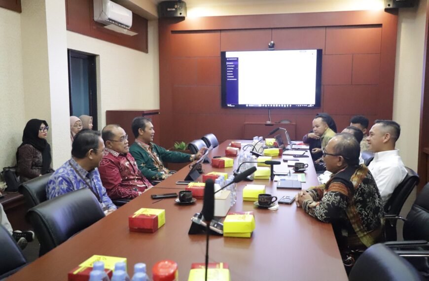 Kantor Wilayah Badan Pertanahan Nasional (BPN) Provinsi Kalimantan Timur menerima kunjungan audiensi Kepala Kantor Wilayah Direktorat Jenderal Perbendaharaan