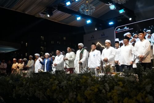 Kanwil BPN Kaltim Hadiri Kegiatan Kaltim Bershalawat XIV di Samarinda PROKALTIM 6 Kegiatan Kaltim Bershalawat XIV menjadi momentum untuk meningkatkan kecintaan kepada Nabi Muhammad SAW., memperbanyak selawat, serta mempererat tali silaturahmi antarumat