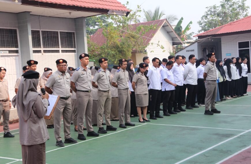 Kantor Pertanahan Kabupaten Paser melaksanakan apel pagi yang diikuti oleh seluruh jajaran pegawai