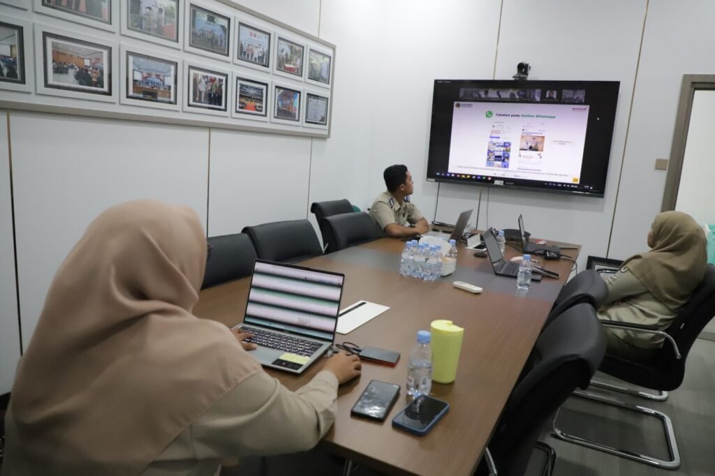 Kanwil BPN Prov Kaltim Ikuti SERASI-PADU, Perkuat Layanan Informasi Publik dan Pengaduan Masyarakat PROKALTIM 1 Kantor Wilayah BPN Provinsi Kalimantan Timur mengikuti kegiatan SERASI-PADU (Sosialisasi Seputar Layanan Informasi dan Pengaduan Masyarakat) secara daring