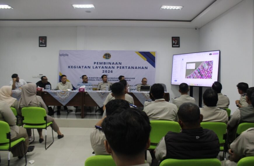 Kantor Wilayah Badan Pertanahan Nasional (BPN) Provinsi Kalimantan Timur melaksanakan monitoring dan evaluasi kinerja di Kantor Pertanahan Kabupaten Berau