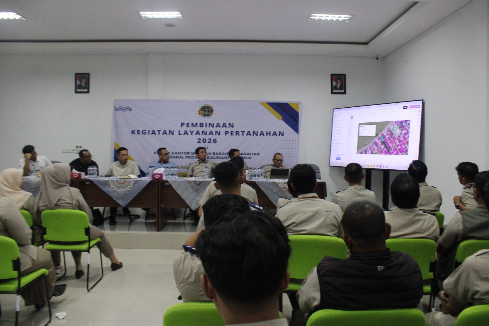Kantor Wilayah Badan Pertanahan Nasional (BPN) Provinsi Kalimantan Timur melaksanakan monitoring dan evaluasi kinerja di Kantor Pertanahan Kabupaten Berau