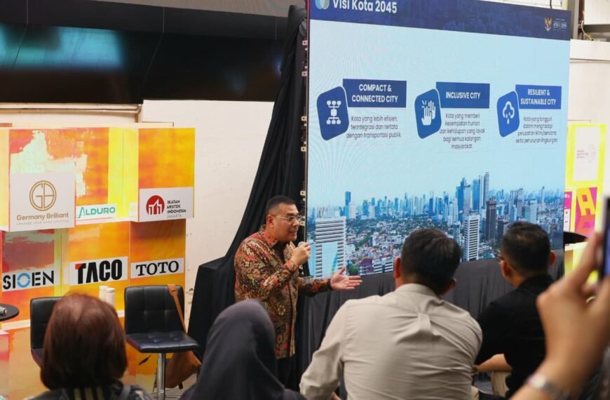 Pembangunan kota-kota besar di Indonesia dihadapkan dengan tantangan untuk menyediakan ruang yang terhubung, inklusif, dan berkelanjutan bagi masyarakat