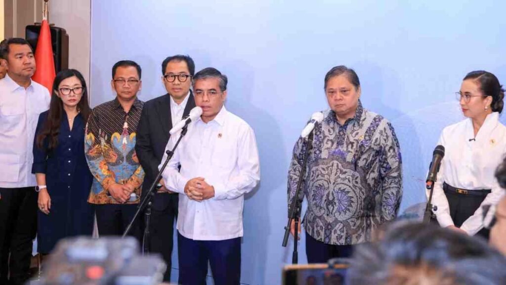 Menteri Ketenagakerjaan Yassierli membahas program pelatihan vokasi terintegrasi industri di Kawasan Ekonomi Khusus.