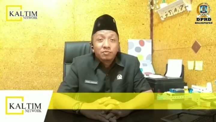 SISWA LIBURFADLIANOOR HIMBAU SEKOLAH SEMPROT DISINFEKTAN DAN ABATE SISWA LIBUR,FADLIANOOR HIMBAU SEKOLAH SEMPROT DISINFEKTAN DAN ABATE PROKALTIM