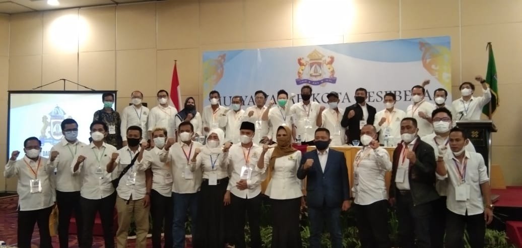 Aklamasi! Yaser Arafat Terpilih Ketua Kadin Balikpapan 2021-2026 PROKALTIM 1 IMG 20210227 WA0004 Aklamasi! Yaser Arafat Terpilih Ketua Kadin Balikpapan 2021-2026 PROKALTIM