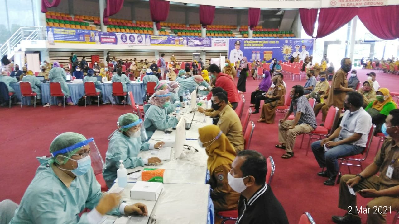 750 Guru Atlet Se-Balikpapan Divaksin, Muhaimin : Juli Tatap Muka Sekolah PROKALTIM 1 IMG 20210302 WA0006 1 750 Guru Atlet Se-Balikpapan Divaksin, Muhaimin : Juli Tatap Muka Sekolah PROKALTIM