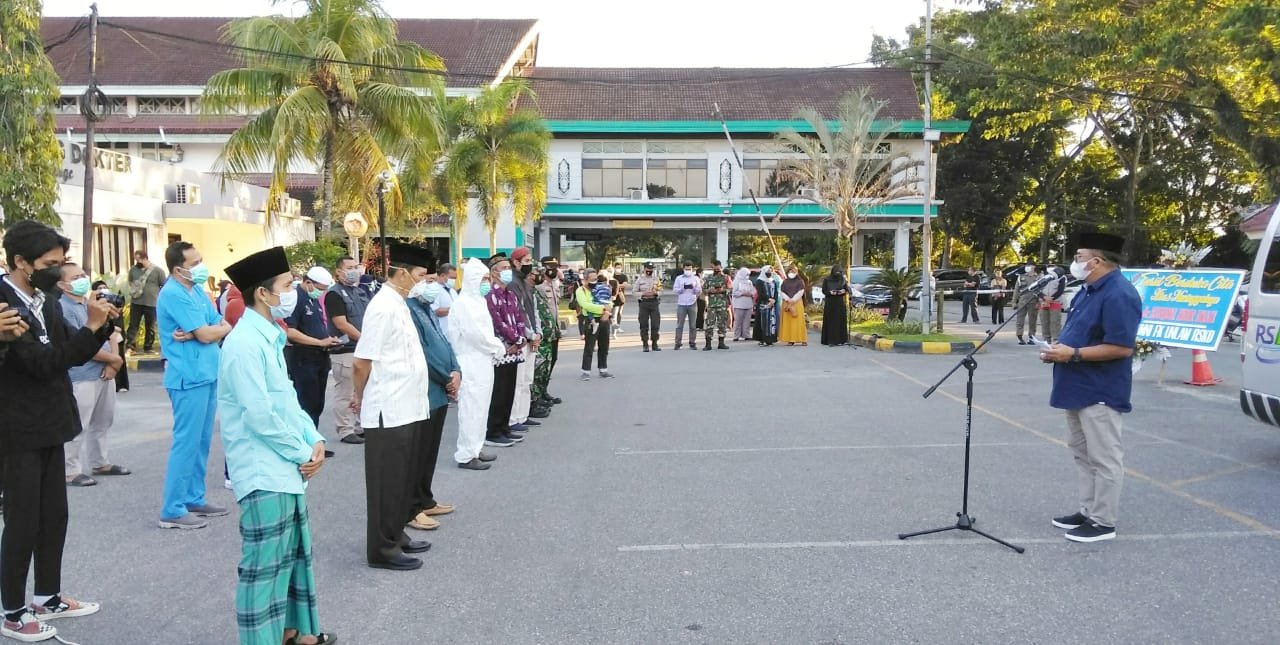 Inna lillahi wa inna ilaihi raji'un. Dokter Puskesmas Muara Rapak Meninggal, Sudah Empat Dokter Meninggal karena Covid-19 PROKALTIM 1 WhatsApp Image 2021 03 06 at 21.52.47 Inna lillahi wa inna ilaihi raji'un. Dokter Puskesmas Muara Rapak Meninggal, Sudah Empat Dokter Meninggal karena Covid-19 PROKALTIM