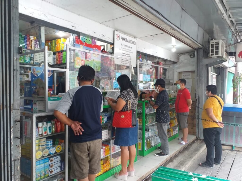 WhatsApp Image 2021 05 11 at 06.52.29 Jelang Lebaran, Masyarakat Borong Obat dan Vitamin, Antisipasi Efek Makan Saat Hari Raya PROKALTIM