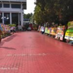 Gedung Putih Banjir Karangan Bunga Ucapan