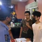 Acungkan Jari Tengah Ke Petugas, Operasi Yustisi PPKM 84 Titik