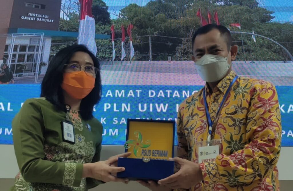 20210905 093752 Apresiasi Tenaga Medis, PLN Kunjungi Fasilitas Kesehatan Penanganan Covid-19 PROKALTIM