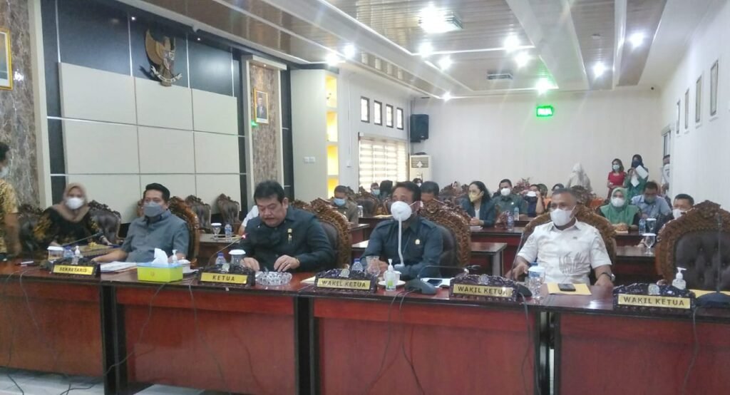 IMG 20211008 WA0000 Rapat Paripurna DPRD, Bahas Raperda Tentang RPJMD dan PKL di Kota Balikpapan PROKALTIM