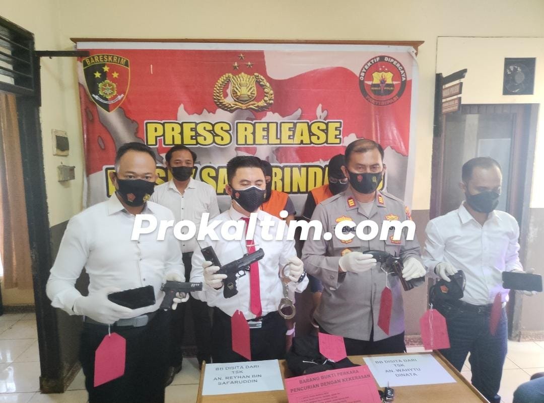 Berontak! Polisi Tembak Polisi Gadungan, Beraksi di 7 TKP, Modal Senjata Mainan dan Masker TNI-POLRI PROKALTIM 1 WhatsApp Image 2021 10 25 at 15.25.31 Berontak! Polisi Tembak Polisi Gadungan, Beraksi di 7 TKP, Modal Senjata Mainan dan Masker TNI-POLRI PROKALTIM