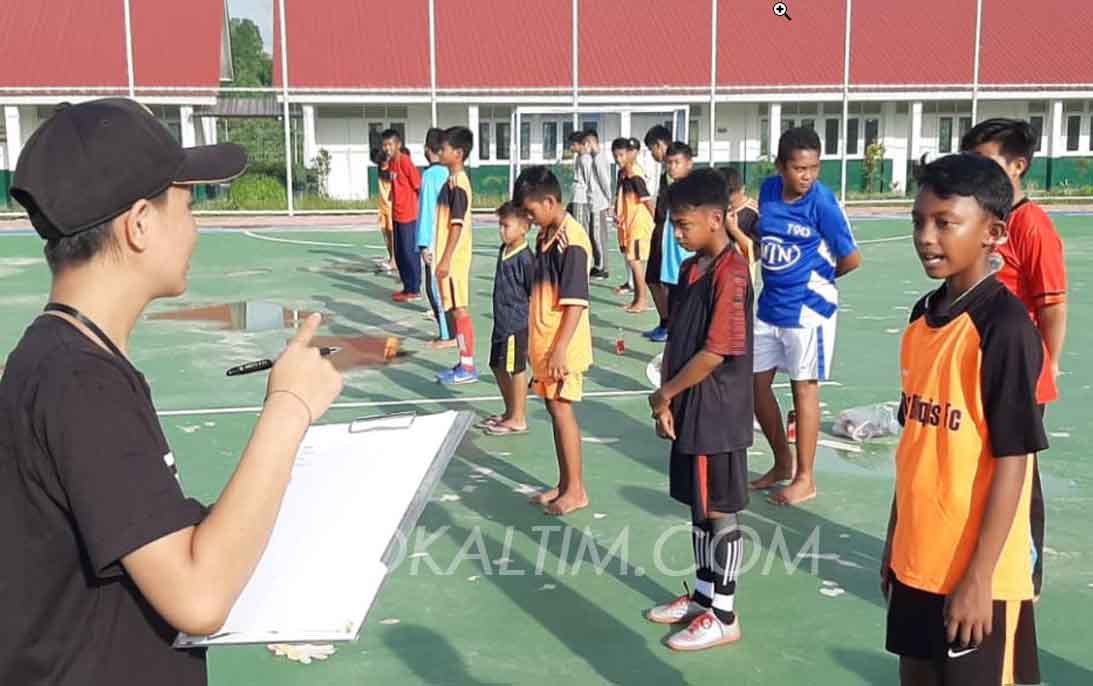 411 Peduli Pendidikan, Apical Group di Balikpapan Resmikan Akademi Futsal PROKALTIM