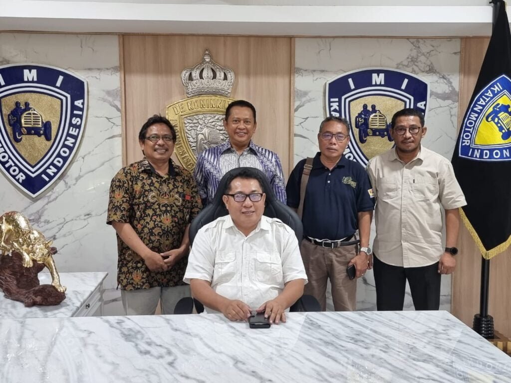 IMG 20220112 WA0044 Bahas Persiapan HUT SMSI Ke-5, Ketum SMSI Bertemu Ketua MPR RI PROKALTIM