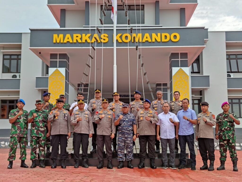 IMG 20220113 WA0008 Danlanal Balikpapan Menerima Kunjungan Kapolda Kaltim di Mako Lanal Balikpapan PROKALTIM