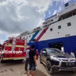 Breaking News – Calon Penumpang Panik, KM Pantokrator Terbakar