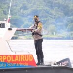 Vaksinasi Door to Door, Polresta Samarinda Jemput Bola Ke Loa Kumbar