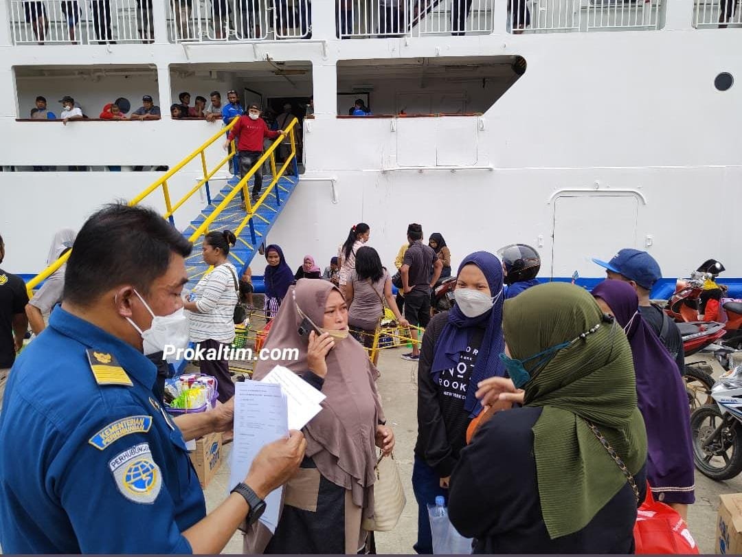 Efek Kebakaran KM Pantokrator, Lonjakan Terjadi Di KM Aditya PROKALTIM 1 WhatsApp Image 2022 01 27 at 16.16.43 Efek Kebakaran KM Pantokrator, Lonjakan Terjadi Di KM Aditya PROKALTIM