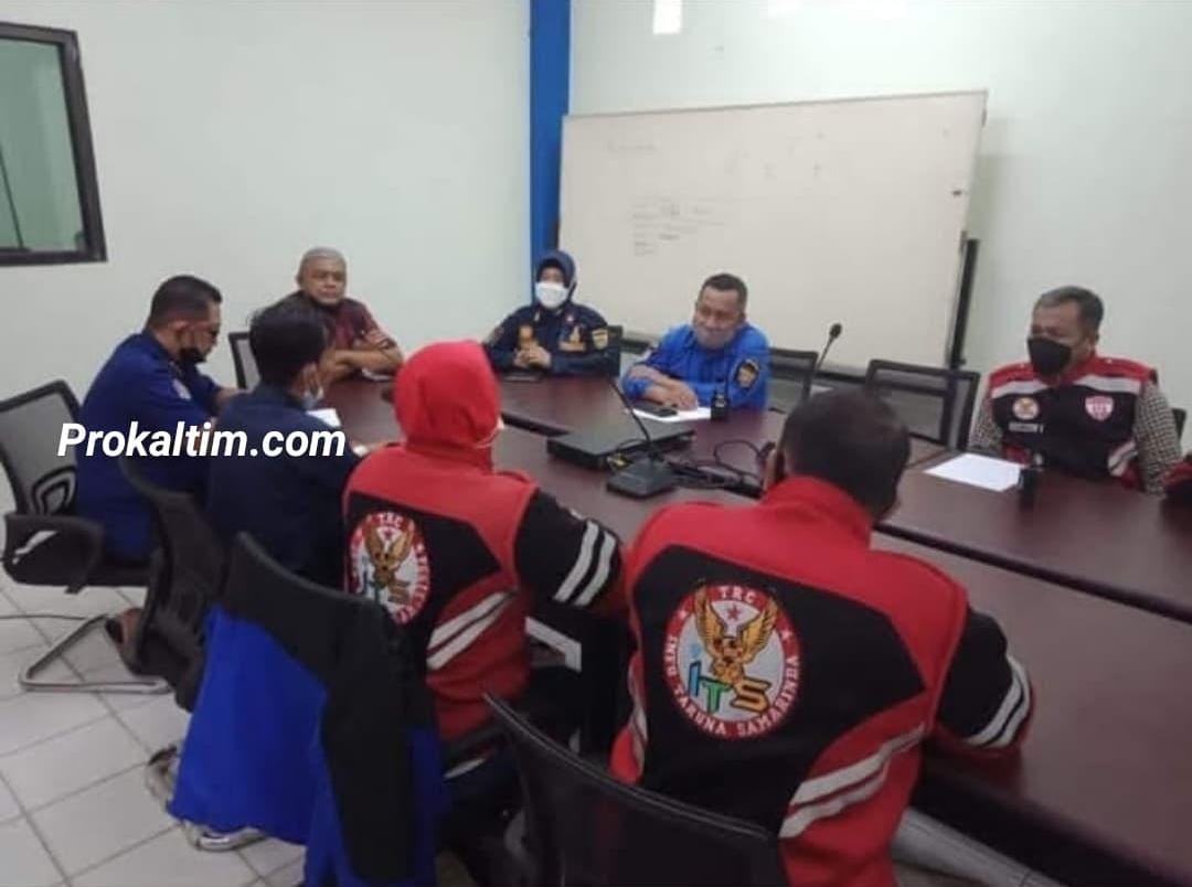 Resiko Tinggi, 1000 Relawan Damkar Dapat Asuransi PROKALTIM 1 WhatsApp Image 2022 01 28 at 15.13.28 Resiko Tinggi, 1000 Relawan Damkar Dapat Asuransi PROKALTIM