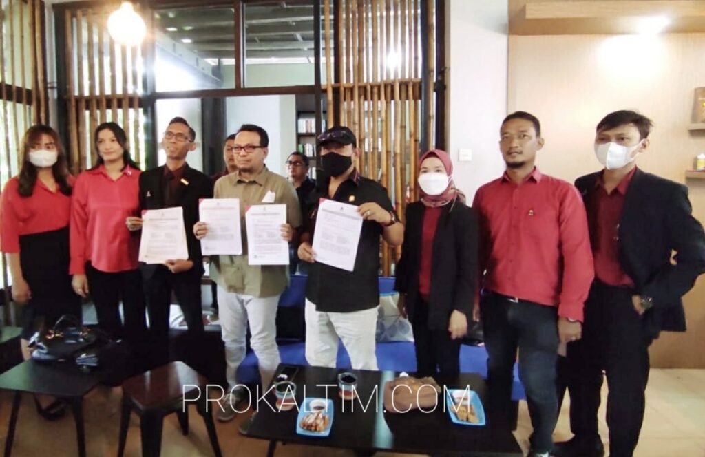 20220202 193229 Syukri Wahid dan Amin Hidayat Terus Menggugat ke PN PROKALTIM