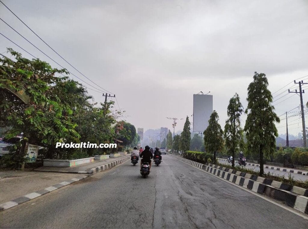 WhatsApp Image 2022 02 09 at 02.46.22 Kabut Asap TPA Bukit Pinang Resahkan Warga PROKALTIM