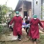 Lonjakan Covid-19, Terbatasnya APD, Jemputan Tiga Sampai Lima Orang Sehari