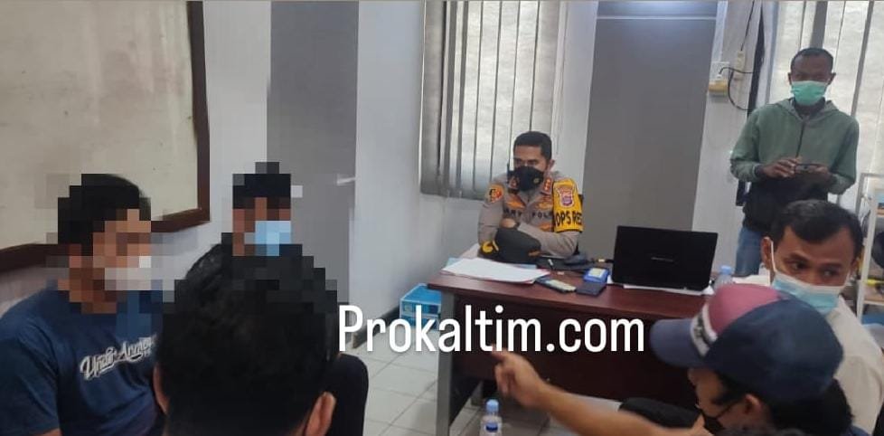 WhatsApp Image 2022 02 23 at 00.53.05 Sesaat Suara Gebukan Dan Teriakkan, Guru Pesantren Berlumuran Darah, Polisi Amankan 2 Terduga Pelaku PROKALTIM