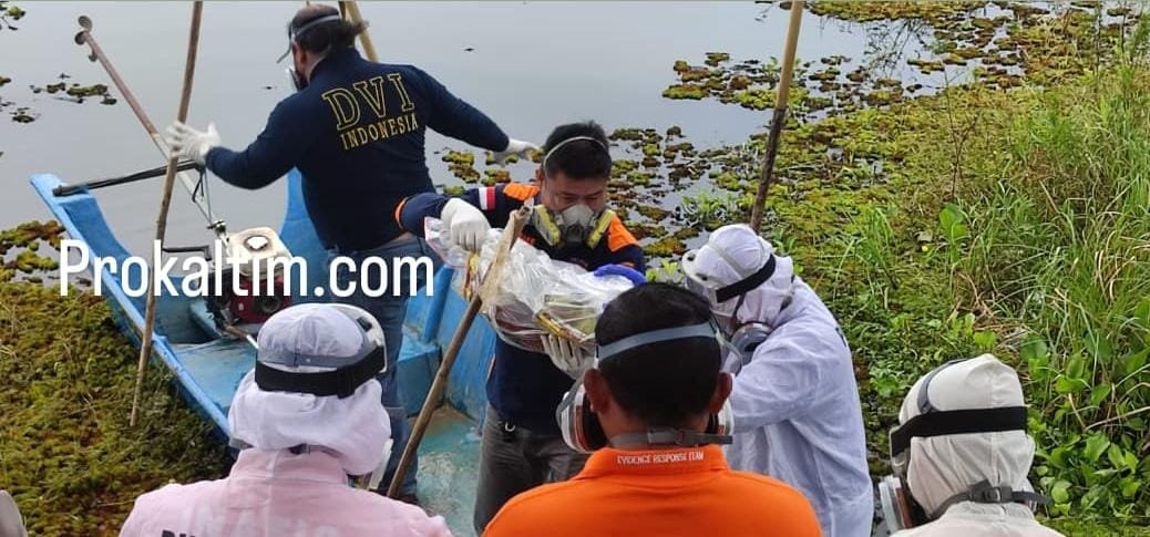 Cium Bau Tidak Sedap Saat Cari Ikan, Ketemu Karung Isinya Jasad Bayi Berbalut Kain Jarik PROKALTIM 1 WhatsApp Image 2022 03 02 at 21.57.26 Cium Bau Tidak Sedap Saat Cari Ikan, Ketemu Karung Isinya Jasad Bayi Berbalut Kain Jarik PROKALTIM