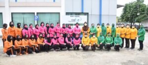 Baksos HUT Persit KCK ke-76, Ketua Persit KCK Daerah VI/Mlw dan Ketua Bhayangkari Daerah Kaltim Bagikan Sembako PROKALTIM 3 Screenshot 4 6 2022 11 44 37 AM Baksos HUT Persit KCK ke-76, Ketua Persit KCK Daerah VI/Mlw dan Ketua Bhayangkari Daerah Kaltim Bagikan Sembako PROKALTIM