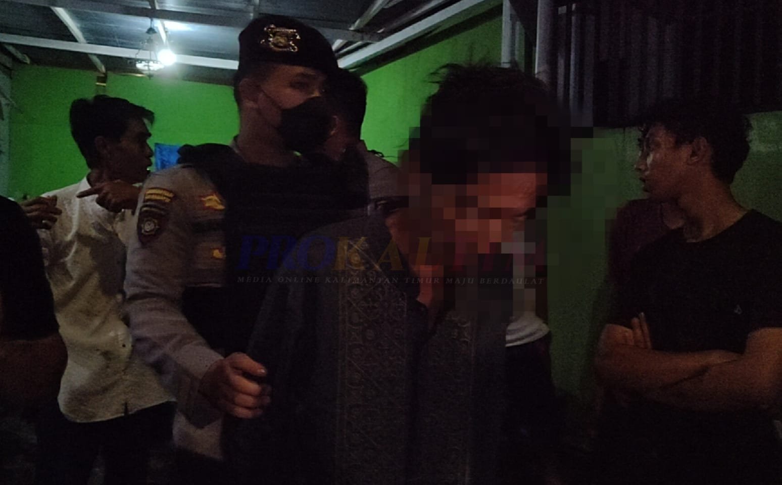 Breaking News! Pria 50 Tahun Nyaris Babak Belur, Ini Alasannya PROKALTIM 1 WhatsApp Image 2022 04 10 at 07.16.50 Breaking News! Pria 50 Tahun Nyaris Babak Belur, Ini Alasannya PROKALTIM