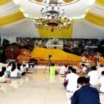 Peringati Waisak, Umat Buddha di Mahavihara Buddha Manggala Balikpapan Ikuti Puja Bhakti
