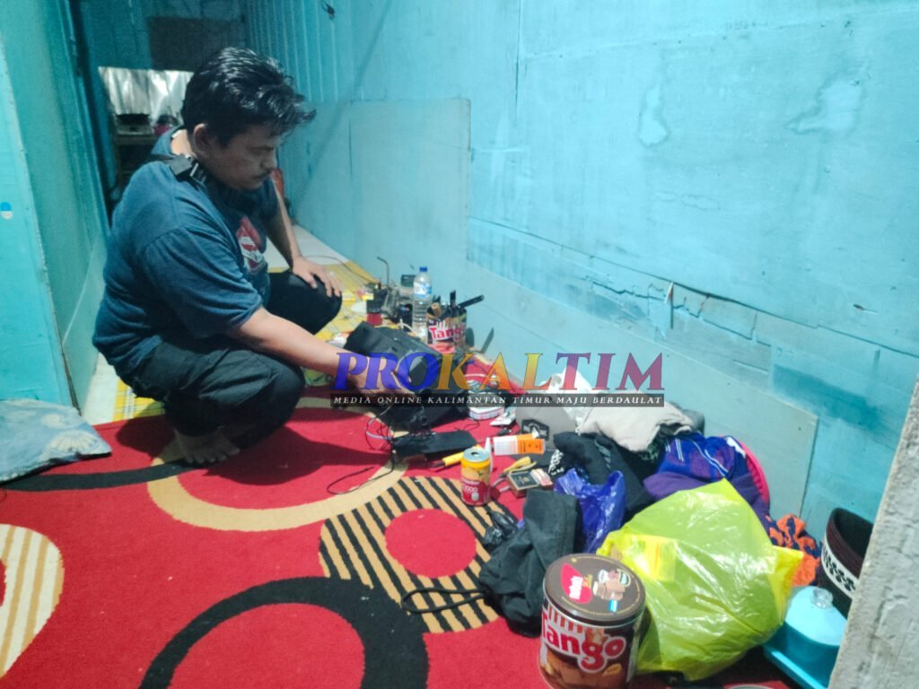 InShot 20220619 115933049 Perbaiki Speaker Aktif, Agus Tergeletak Tak Berdaya, Begini Kondisi PROKALTIM