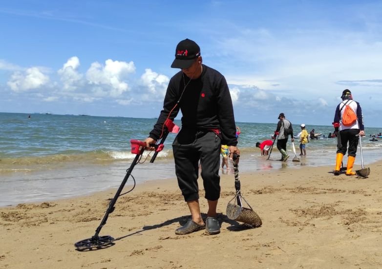 Screenshot 6 20 2022 11 07 26 AM Meriah, 70 Pemburu Harta Karun Berkompetisi pada Event Go Minelabbing di Pantai Manggar PROKALTIM