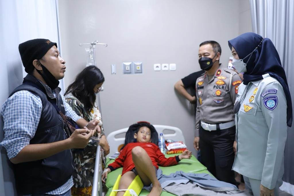 IMG 20220831 WA0004 Dewi Aryani Suzana: Jasa Raharja Jamin Seluruh Korban Kecelakaan Truk Kontainer di Bekasi PROKALTIM